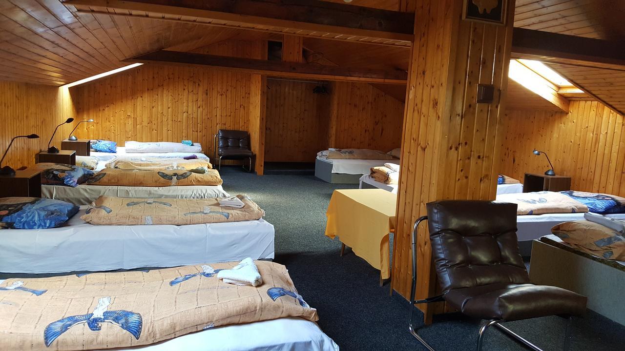 Hotel Posta 德辛 外观 照片